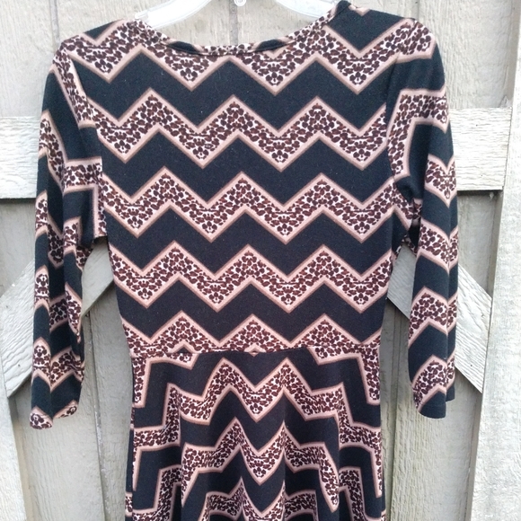 Feathers short black leopard print dress - Picture 4 of 5